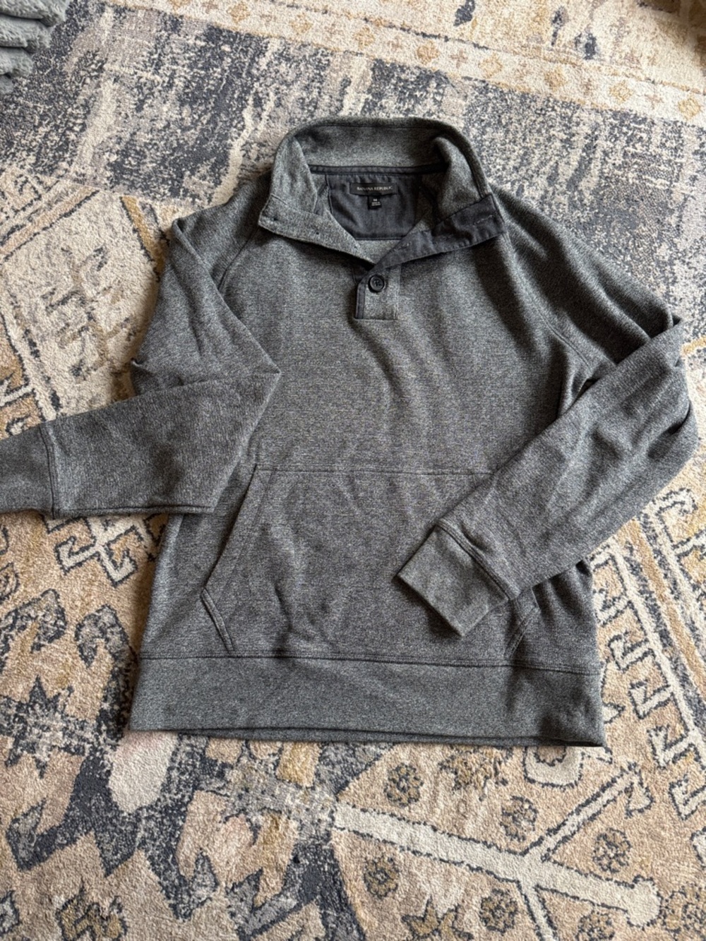 Banana Republic Gray Pullover Sweater